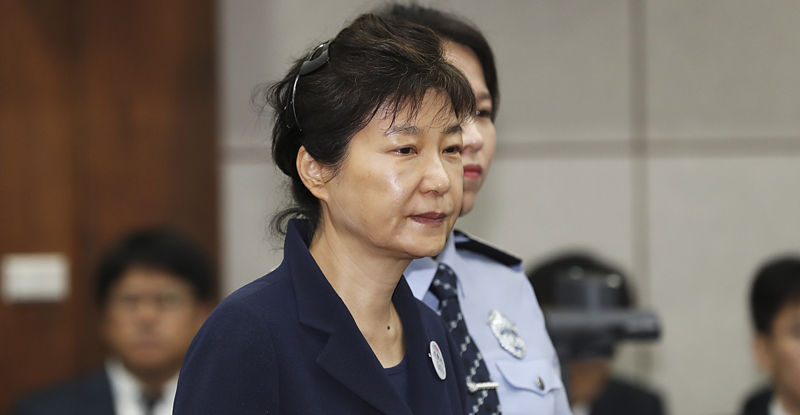 All the bribes Park Geun-hye received were 15.8 billion 80.81 million won.