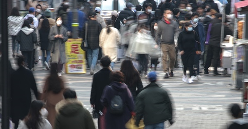 “확정자와 똑같아 … 연예 사업 재개는 위험하다”