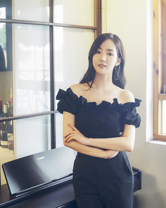  KBS 2TV <7일의 왕비>에서 단경왕후 신씨 역할을 맡은 배우 박민영. 