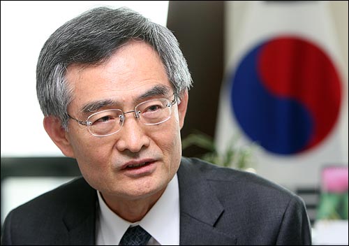 안병욱 진실·화해를위한과거사정리위원회 위원장