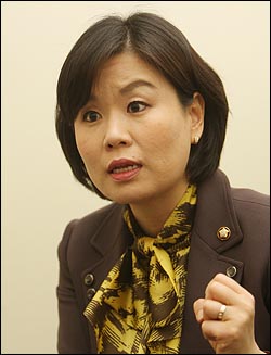 김유정 민주당 대변인