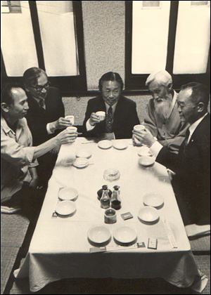  1970년대 함석헌 선생의 모습. 왼쪽부터 계훈제, 장준하, 김재준, 함석헌, 이병린.
