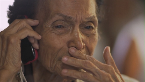 또 다른 피해자 <어폴로지>에 나오는 위안부 피해자 필리핀 '아델라' 할머니.