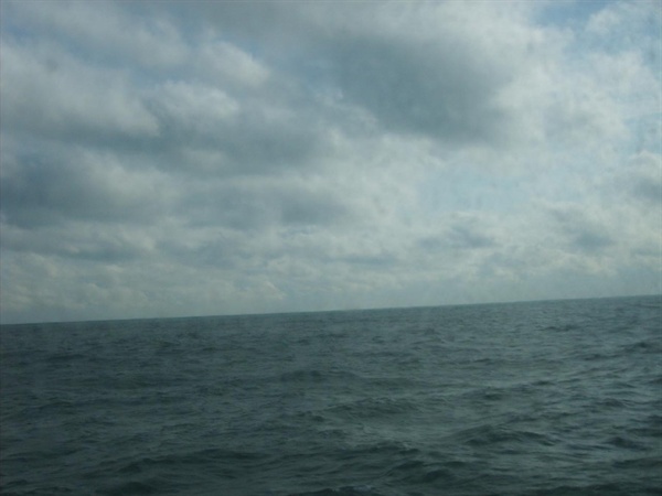  2008년 2월 대마도 가는 배 안에서 찍은 현해탄.