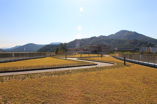  한국원자력환경공단 옥상 정원 모습