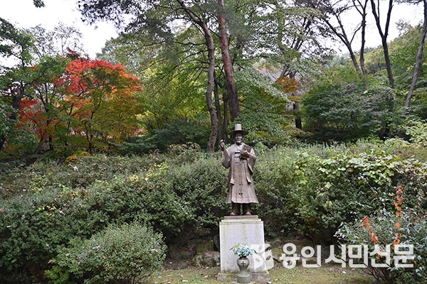  김대건 신부가 유년시절을 보낸 골매마실 성지에 있는 동상