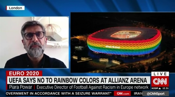  독일 뮌헨의 유로 2020 경기장 외벽 무지갯빛 장식 논란을 보도하는 CNN 갈무리.