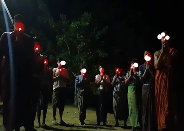 11일 만달레이 피지타군 지역 승려가 이끄는 시위