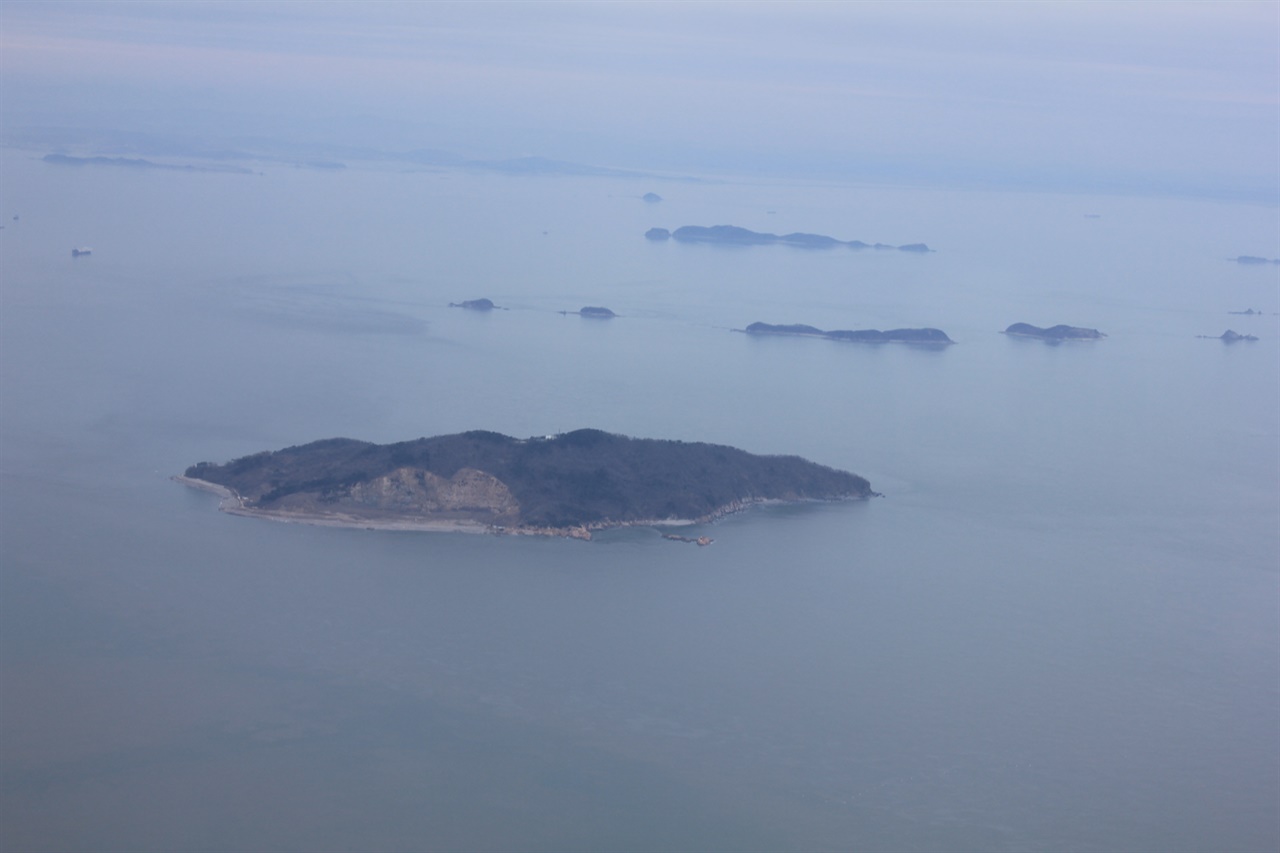 경기도 안산시 풍도 서해평화수역 인근 섬 원경  