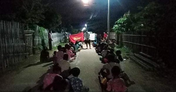 몽야 지역 학생들의 시위