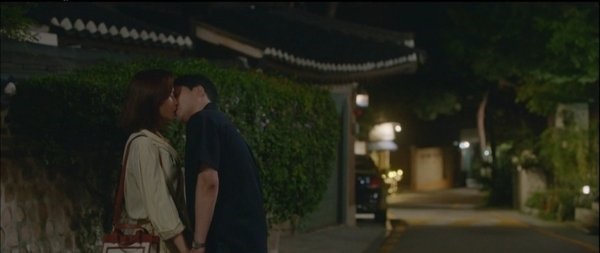  tvN 목요드라마 <슬기로운 의사생활 시즌 2> 12화 한 장면