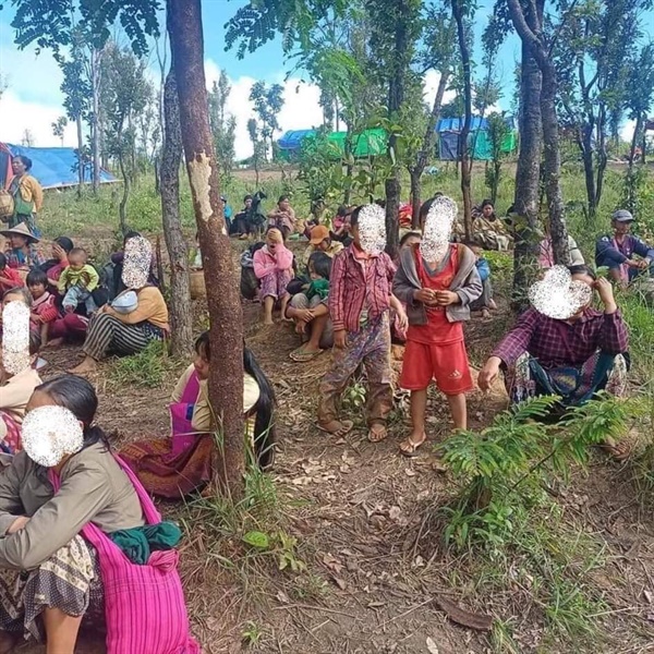 27일 샨주 패콘, 쿠데타군이 마을을 공격하여 주민들이 피신했다고 까레니시민방위대가 발표