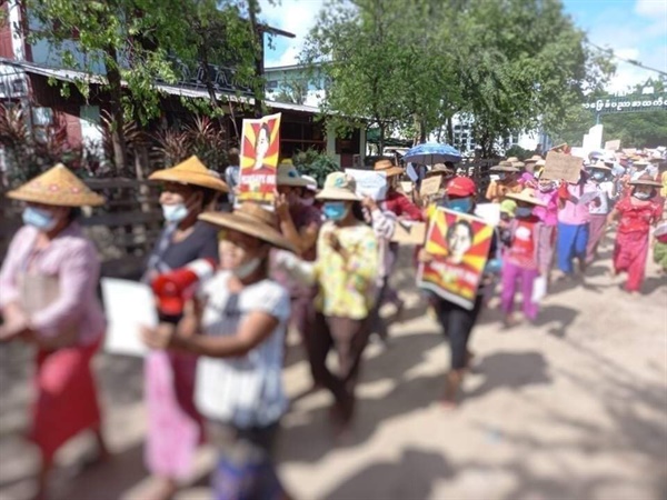 2일 사가잉주 살린지와 예인바빈 지역의 시위