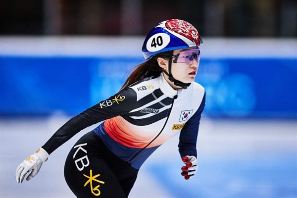  월드컵 4차 대회 여자 1000m서 금메달 수확에 성공한 최민정