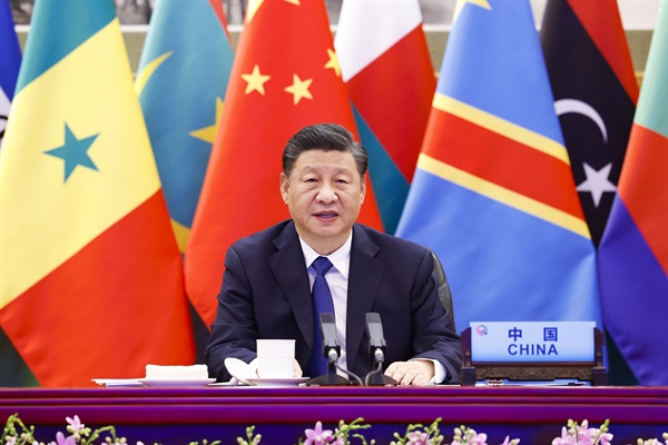 지난해 11월 29일 베이징에서 열린 중국-아프리카 협력포럼(FOCAC) 장관급 회담 개회식에서 영상 연설을 하고 있는 시진핑 중국 국가주석.