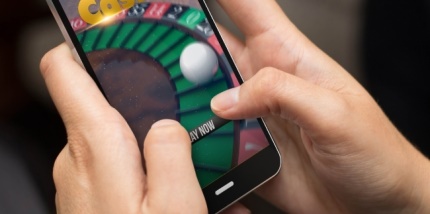 청소년들이 쉽게 접근할 수 있는 온라인 불법 도박
