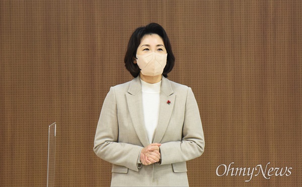 이재명 더불어민주당 대선 후보의 배우자 김혜경씨가 지닌달 23일 대전팁스타운 타운홀에서 대전지역 청년여성기업인들과 간담회를 가졌다.