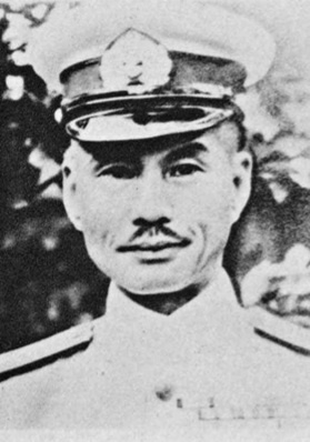 이와부치 소장은 마닐라 탈출이 불가능해지자 휘하 병력들을 육탄 돌격시키며 절망적인 항전을 이어갔다. 그는 결국 끝까지 항복을 거부하고 전투 막바지에 자살했다.