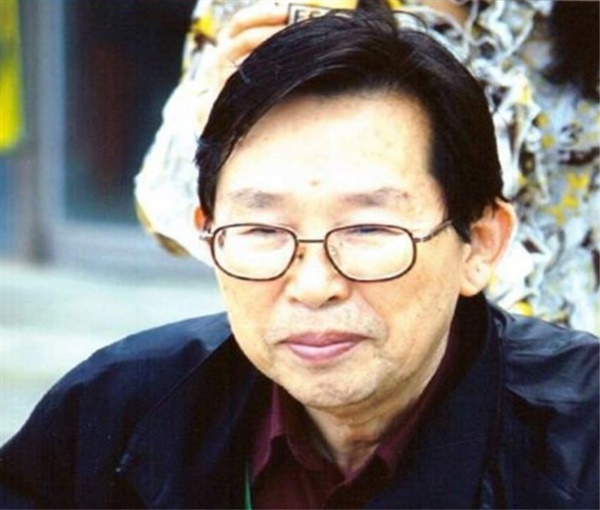김형영 시인(1945, 01~ 2021, 02)