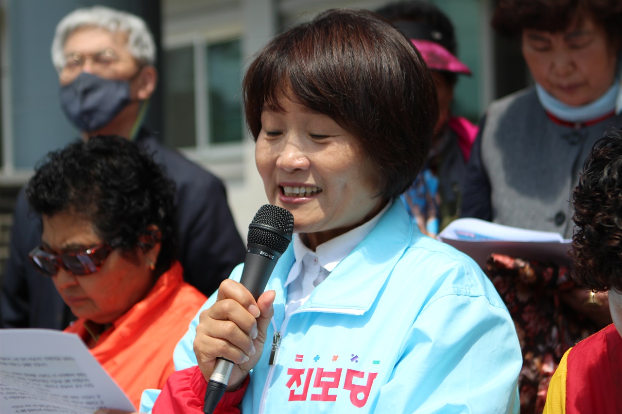 오 후보는 인구감소 문제를 해결하기 위해 ‘소멸위험지역거주수당’을 공약했다.