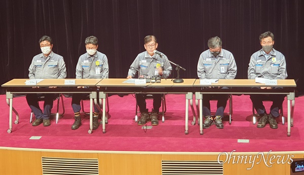 박두선 대우조선해양 대표이사가 7월 7일 대우조선해양 옥포조선소에서 기자회견을 열었다.