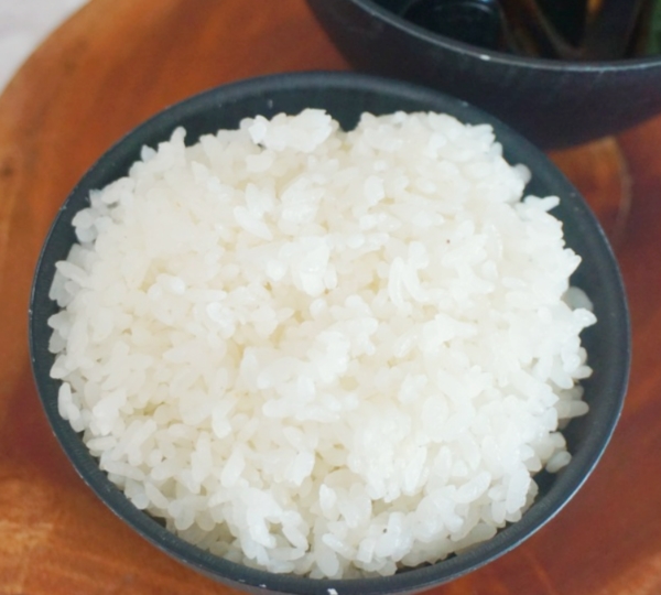 1인 가구의 증가도 쌀 소비량 감소에 영향을 끼치고 있다. 공기밥 사진.