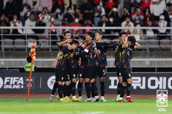한국 대표팀 벤투 감독이 이끄는 한국 대표팀이 이번 9월 코스타리카-카메룬전에서 1승 1무를 기록했다.  