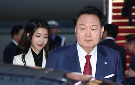 서울·TK 큰폭 하락... 윤 대통령 지지율 반년 만에 30%