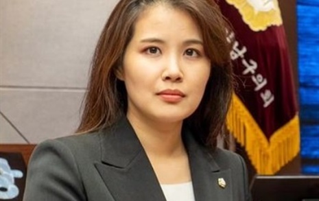 강남구의회 김민경, 총선 출마 위해 의원직 사퇴