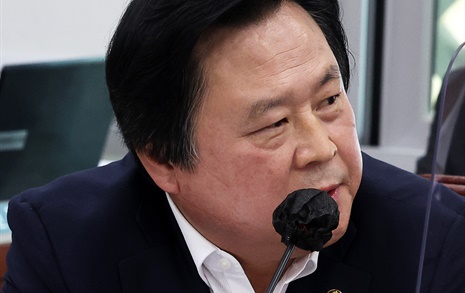 검찰, '토지 과다보상 의혹' 강기윤 의원 무혐의