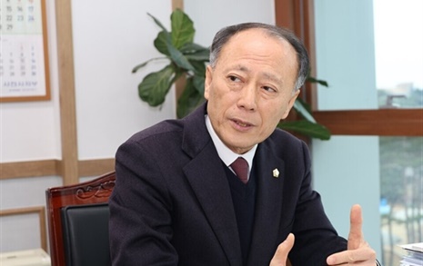 사천시의회 의장 "조례 사후 입법 평가로 예산낭비 막겠다"