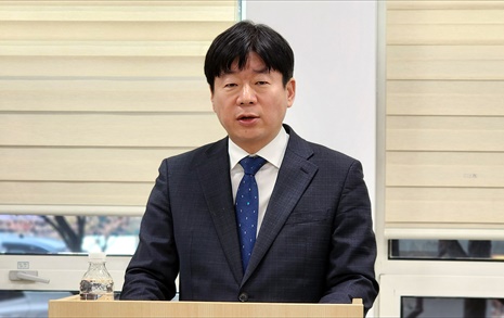 민주당, 대전중구청장 전략공천에 기존 예비후보들 강력 반발