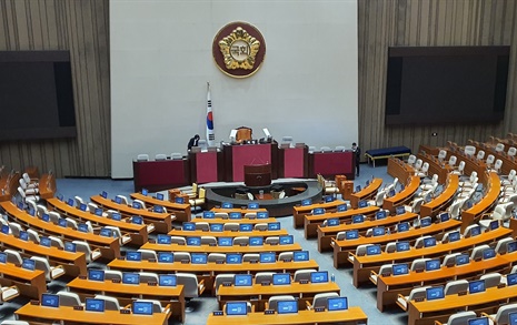 '원내 3당' 조국혁신당, 교섭단체 될 수 있을까 