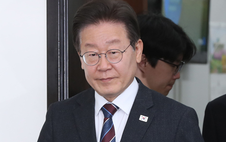 '포퓰리즘' 운운한 윤 대통령, "말로만 민생" 받아친 이재명