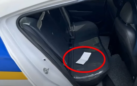 [영상] "경찰 순찰차 안에  의문의 흰 봉투가..."