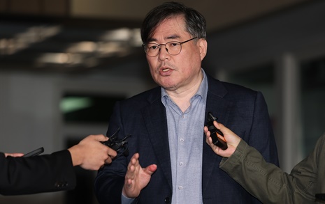 "입에 침 좀 바르세요" 윤석열 명예훼손 사건 재판에서 싸운 두 사람