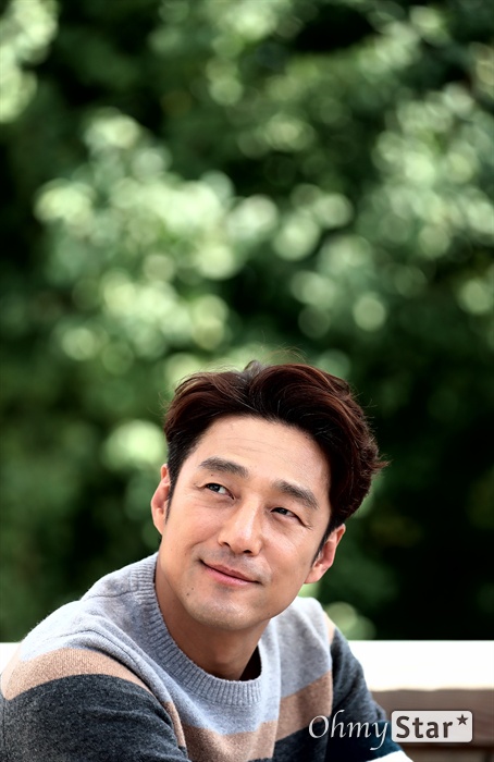  tvN 월화드라마 <60일, 지정생존자>의 배우 지진희