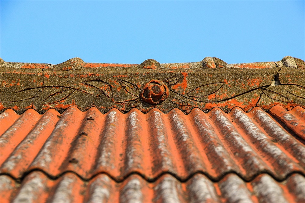하도리 세멘꽃 제주 구좌읍 하도리의 지붕 용마루 장식 세멘꽃