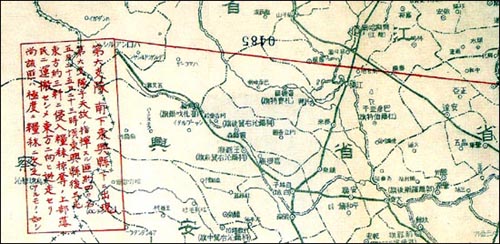 이 지도에는 조선인 독립군 박길송과 동북항일연군의 이동과 전투사항을 표시하고 있다.