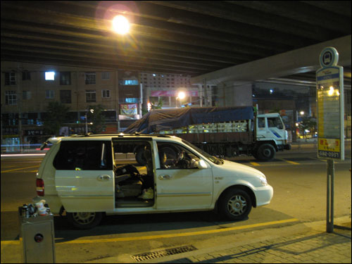 <오마이뉴스> 김병기, 박상규 기자는 22일 새벽 2시 30분께 부산 낙동강 하구 인근에 도착했다. 