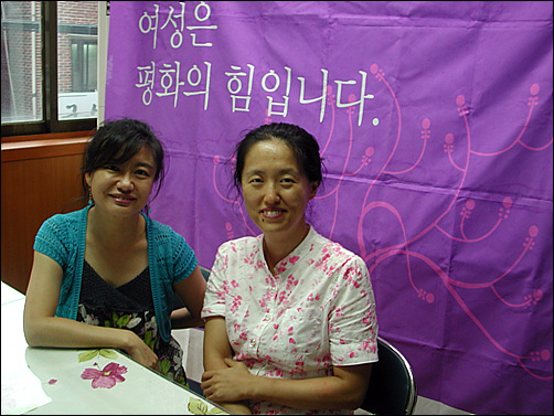 김엘리 대표(좌측), 김현희 사무국장