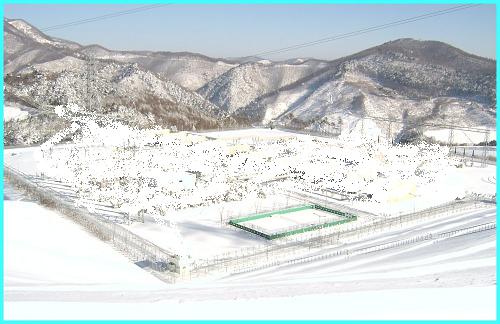 고독해 보이지만 아름답다! 대한민국에서 가장 높은  테니스장의 겨울 풍경