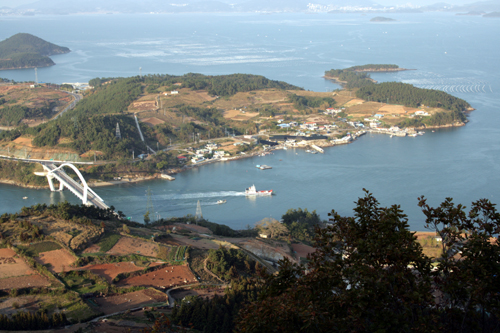  백호산 정상에서 본 백야대교