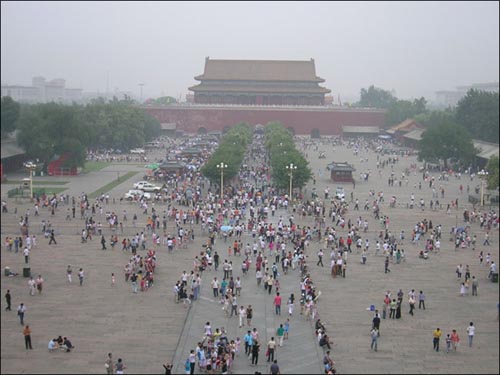 1420년에 명제국이 베이징에 건설한 거대한 자금성.
