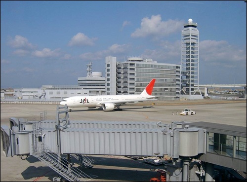 오사카 공항 풍경