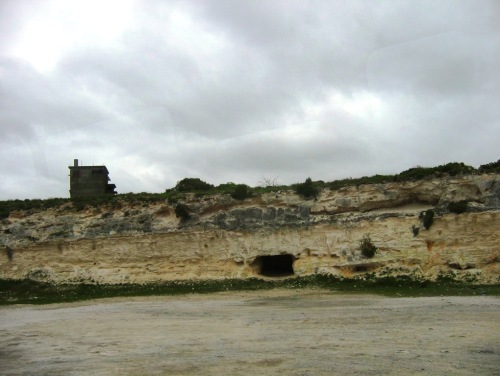 로벤 아일랜드의 채석장과 대피동굴