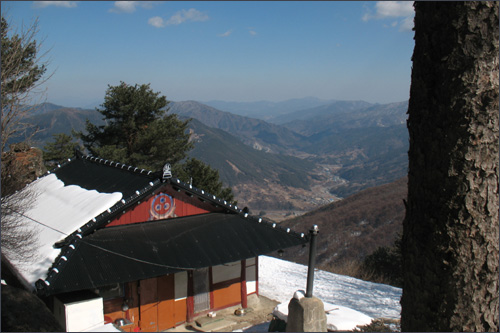  산신각에서 바라본 풍경.