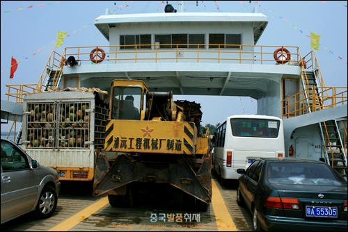 원창에서 동쟈오 해변으로 가는 배