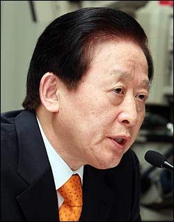 김하중 통일부 장관(자료사진)