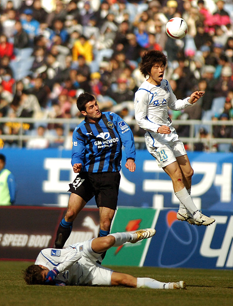  16일 인천월드컵경기장에서 열린 ‘삼성 하우젠 K-리그 2008’ 인천과 전남의 경기장면